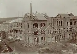 stavba objektu (foto před rokem 1906)