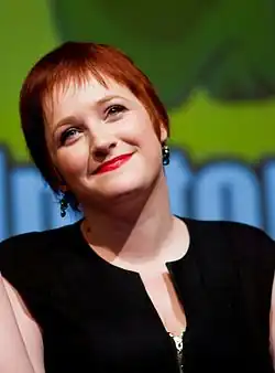 Elise Andrew (27. září 2013)