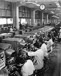 Průmyslová linka na výrobu elektronických zařízení Elwro, Vratislav, 1968