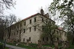 Encovany, zámek (2).jpg