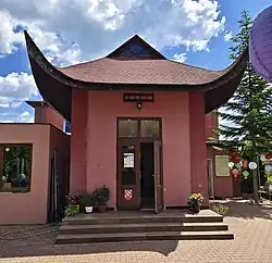 Vstup do budhistického chrámu