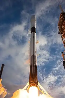 Start rakety Falcon 9 s družicí Es'hail 2