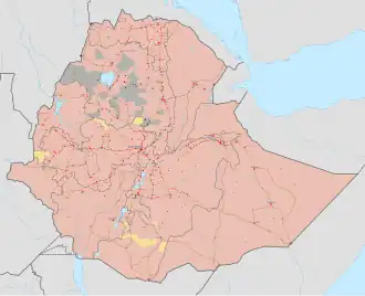 Mapa vojenské situace v Etiopii v roce 2020:      Etiopská federální vláda s regionálními spojenci      Eritrejské obranné síly      Etiopská federální vláda s Eritrejskými obrannými silami      Tigrajské obranné síly      Oromská osvobozenecká armáda