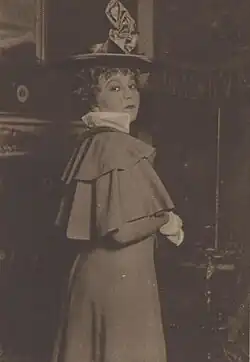 Eva Svobodová jako „Cora:“ v Schnitzlerově hře „Anatol“