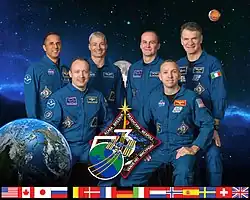 Zleva Joseph Acabá, Mark Vande Hei, Alexandr Misurkin, Sergej Rjazanskij, Randolph Bresnik a Paolo Nespoli