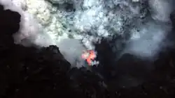 Erupce sopky West Mata