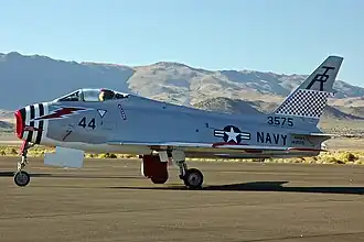 Poslední létající FJ-4B v barvách amerického námořnictva