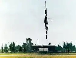 Bombardér B-52 „Czar 52“ těsně před dopadem