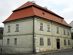 Fara - Dolní Kounice Masarykovo n. 129-20.jpg