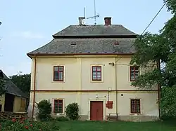 Fara v Oseku u Rokycan.JPG