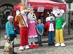 (Nejen) děti se fotografují se Čtyřlístkem