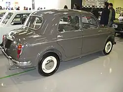 Původní Fiat 1100/103 z roku 1953 zezadu