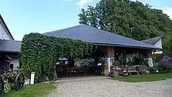 Filipová - podjezdová vozovna poštovní hospody 01.jpg