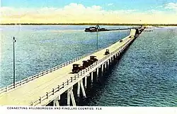 Most Gandy Bridge přes zátoku Tampa Bay