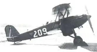 Fokker D.XVII s nizozemskými výsostnými znaky zavedenými po vypuknutí druhé světové války