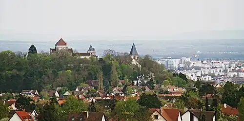 Fontaine-lès-Dijon s vyhlídkou na město Dijon