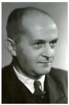 Fotka poslance a bývalého ředitele Muzea V.I.Lenina Pavla Hrona