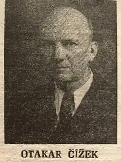 Fotografie Otakara Čížka z dob působení na libereckém berním úřadě, použito z informační brožury české besedy města Liberce z roku 1993