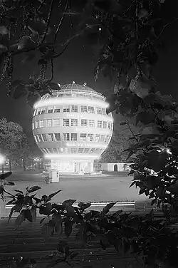 Kugelhaus[2], postavený v roce 1928, zničen v roce 1938[3]