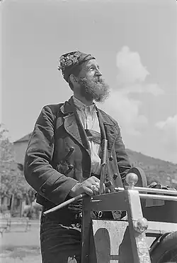 Brusič nůžek, 1939