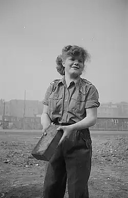 Pomocnice na stavbě, Lipsko, 1953