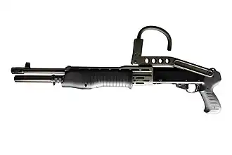 SPAS-12 se sklopnou pažbou
