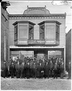 Nowellovo studio, asi 1909