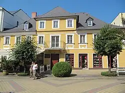 Dům U Dvou zlatých lvů (Národní 4), kde pobýval Ludwig van Beethoven