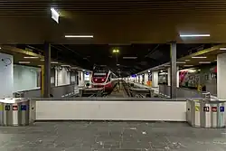 podzemní nástupiště po modernizaci, 2023