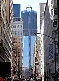 Rozestavěná Freedom Tower (One World Trade Center / 1 WTC) - pohled z Fulton Street