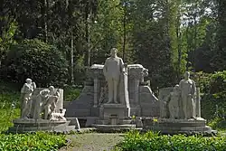 Freiwaldau-Priessnitz-Denkmal-2.jpg