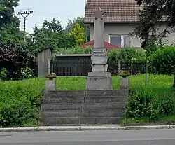 Fulnek, pomník RA.JPG