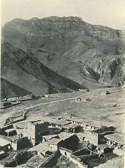 Správní středisko Galan-Čož na historické fotografii