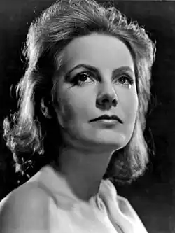 Greta Garbo pro film Ninočka, 1939