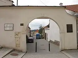 Gate to the Jewish Quarter (Boskovice).JPG