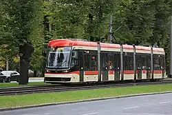 Nízkopodlažní tramvaj Pesa Jazz 128NG v Gdaňsku