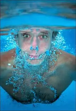 Gerhard Vormwald, podvodní autoportrét, 2001