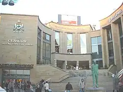 Glasgow Royal Concert Hall je místem, kde Královský skotský národní orchestr pravidelně účinkuje