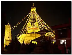 Mezi nejvýjimečnější stúpy na světě patří stúpa Svájambhú, vztyčená na hoře stejného jména v Káthmándú, hlavním městě Nepálu. Podle legendy tato stúpa existuje od bezpamětných časů a její počátek sahá do epochy, kdy celé údolí Káthmándú bylo zalito vodou.