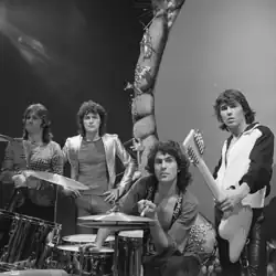 Golden Earring roku 1974 Zleva: Rinus Gerritsen, Barry Hay, Cesar Zuiderwijk, George Kooymans
