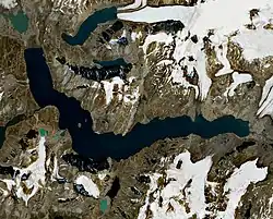 Jezero ze satelitu Sentinel-2 (2017)