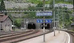 Severní portál tunelu u stanice Göschenen