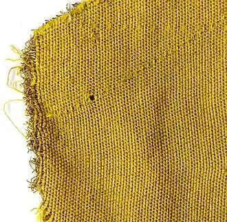 satén – zlatohlav, rub