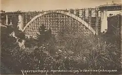 Graftonský most během výstavby (před rokem 1909)