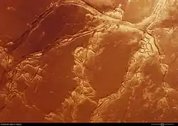 Údolí Granicus Valles (ESA)