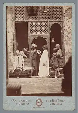 Délié & Béchard, Skupiny mužů v holičství, carte-de-visite, 1869–1890, sb. Rijksmuseum