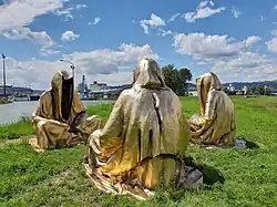 Ancient Giants - Biennial of Art Linz AG Mobile Galerie