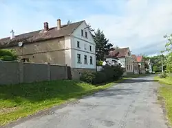 Hlavní (a v podstatě jediná) ulice v Krtíně