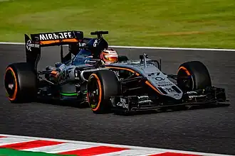 Vůz Force India VJM08B při Grand Prix Japonska 2015.