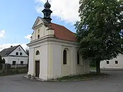 Hůrky - kaplička.JPG